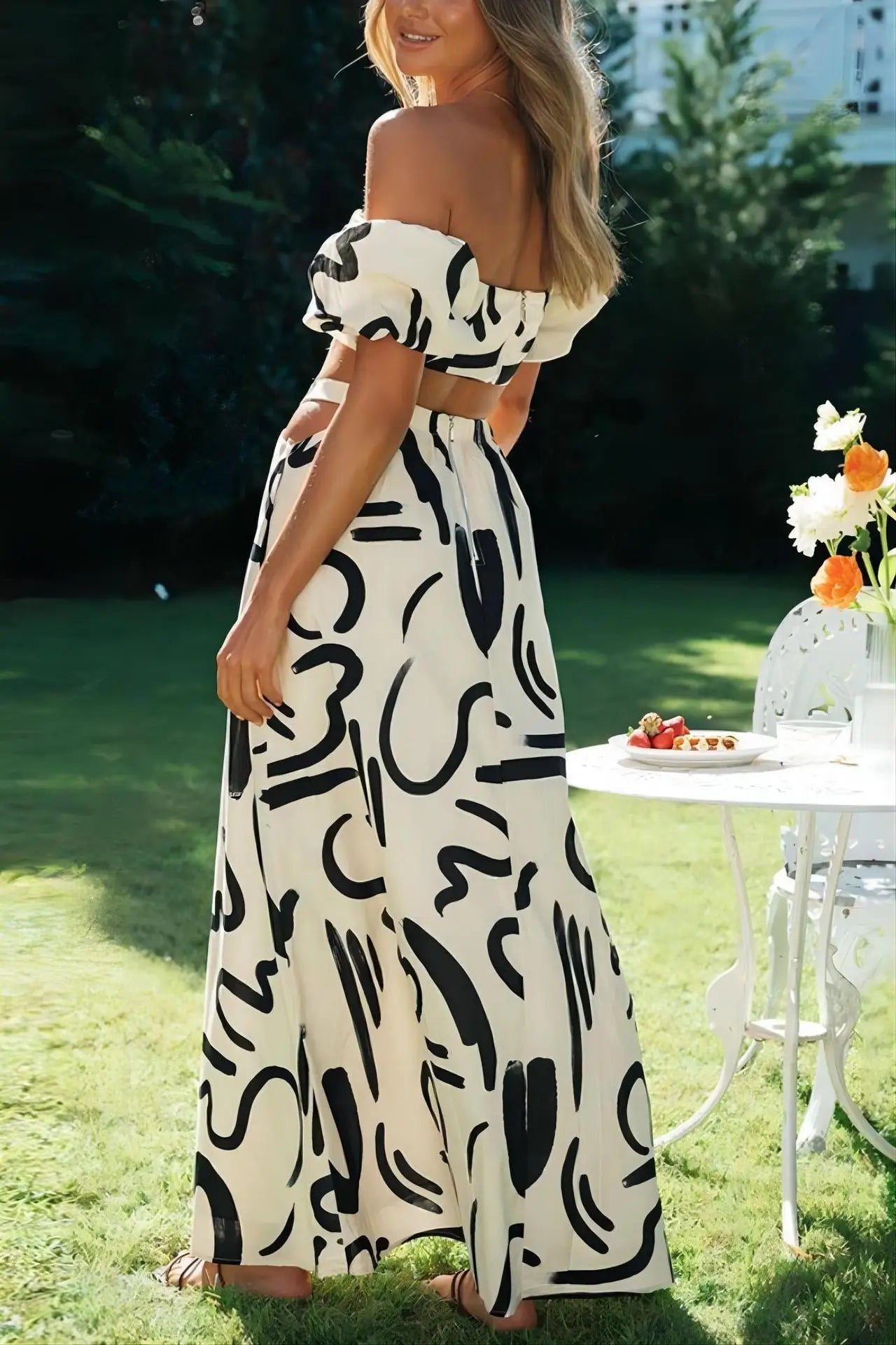 Two Piece Sets Fashion New Print Solid Color Puff Sleeve Zipper Breast Wrap Crop Top & Hollow Out Waist Big Hem Dress Suits Lady