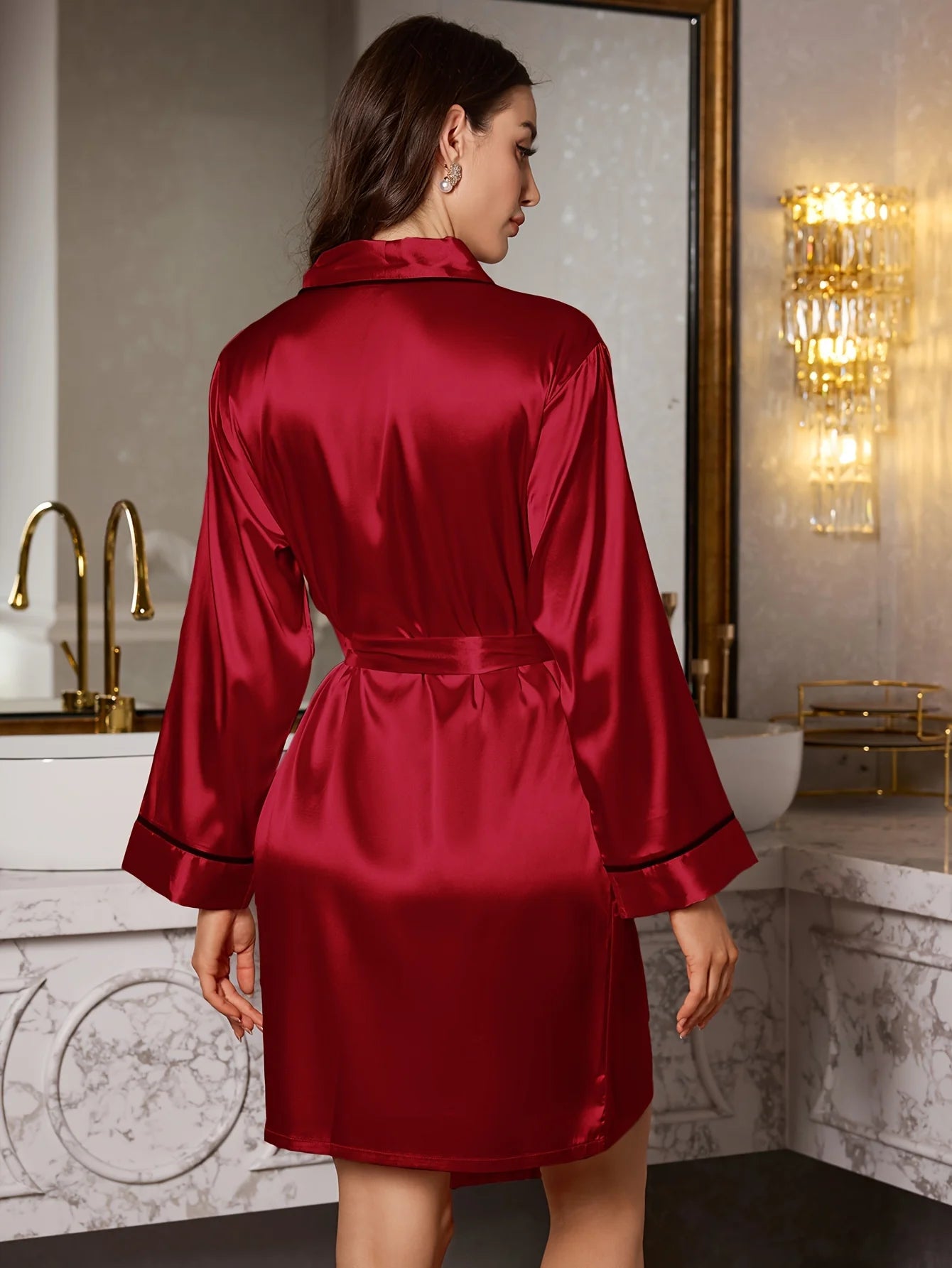 1 Women's Elegant Romantic Short Nightgown, Solid Color Soft Silk Pajamas, Cool and Comfortable Belted Robe, Essential for Home