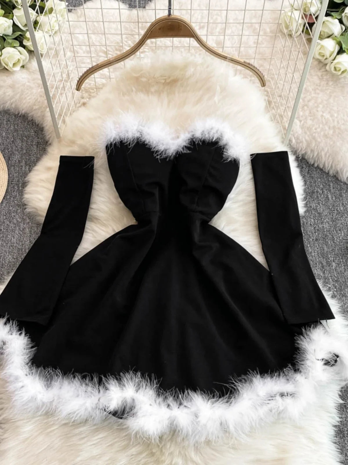 Foamlina Women's Christmas Dress Sexy Low-cut Waist Thin Big Pendulum Fluffy Splicing Suspender Tube Ling Dress Red