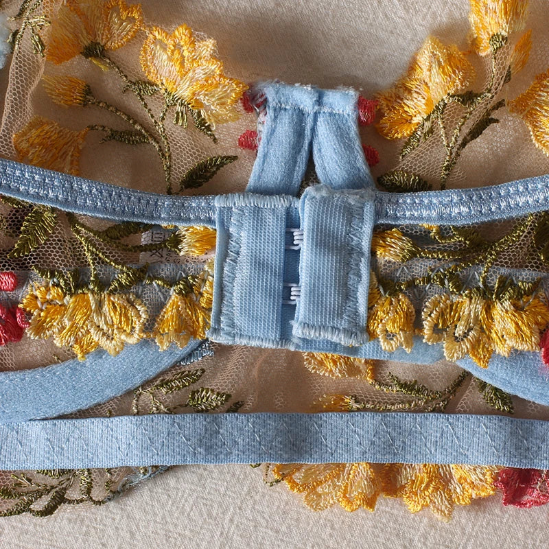Sexy Women's Lace Lingerie 3Pcs Sets Fancy Flowers Embroidery Transparent Bras And Thongs Underwear Set Erotic Intimate Suits 