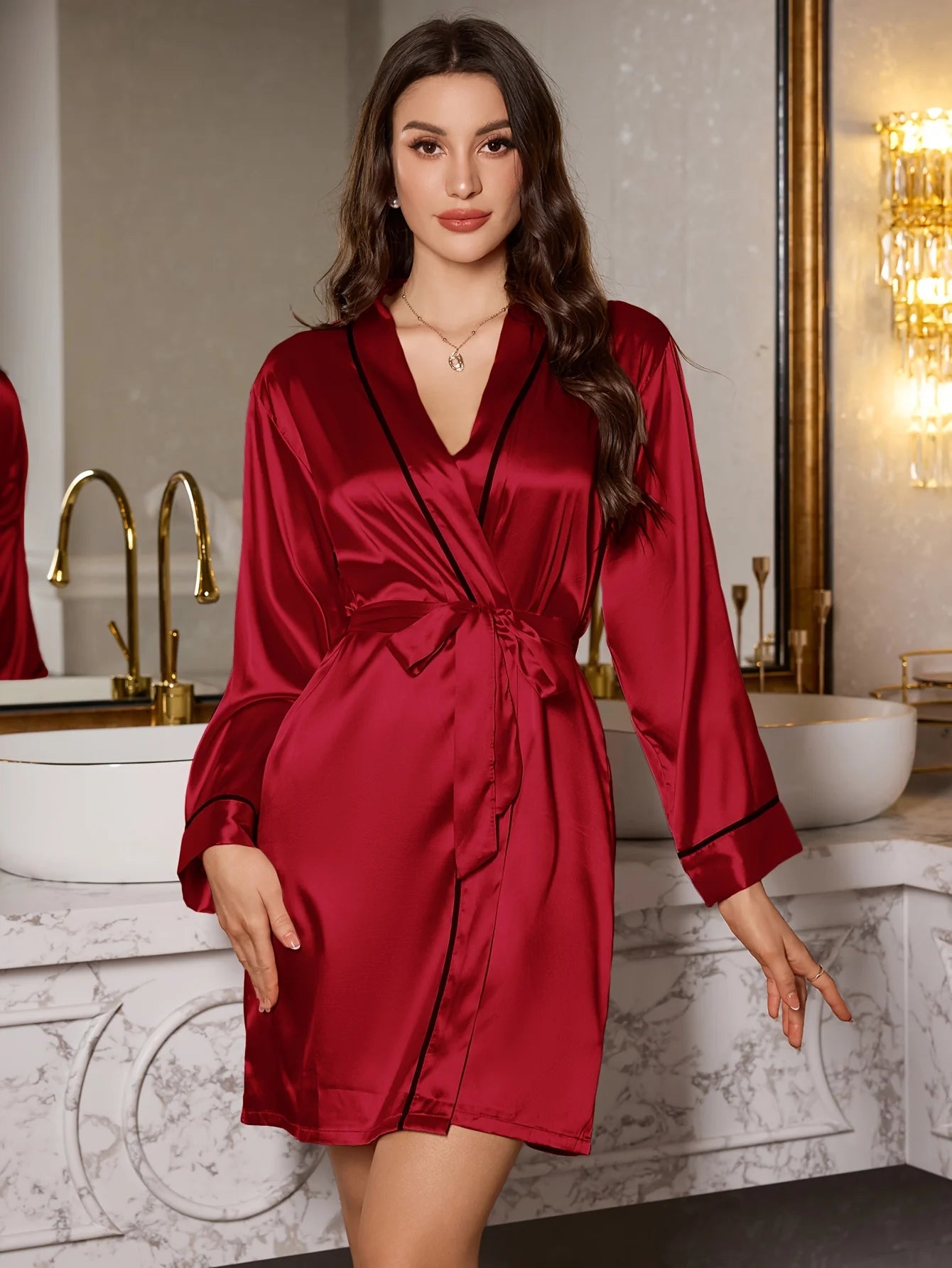 1 Women's Elegant Romantic Short Nightgown, Solid Color Soft Silk Pajamas, Cool and Comfortable Belted Robe, Essential for Home