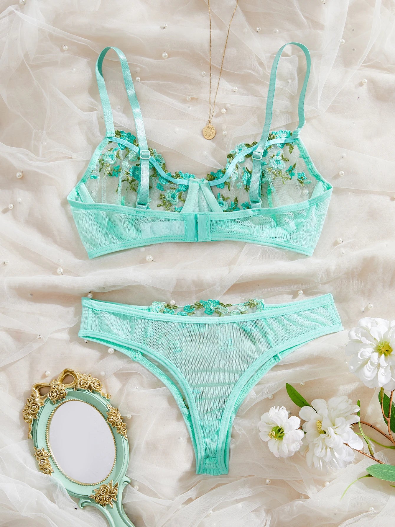 Suspenders Two-piece Set Night Beautiful Sexy Women 2 Piece Floral Embroidery Underwear Sexy Erotic Lingerie Underwear Set