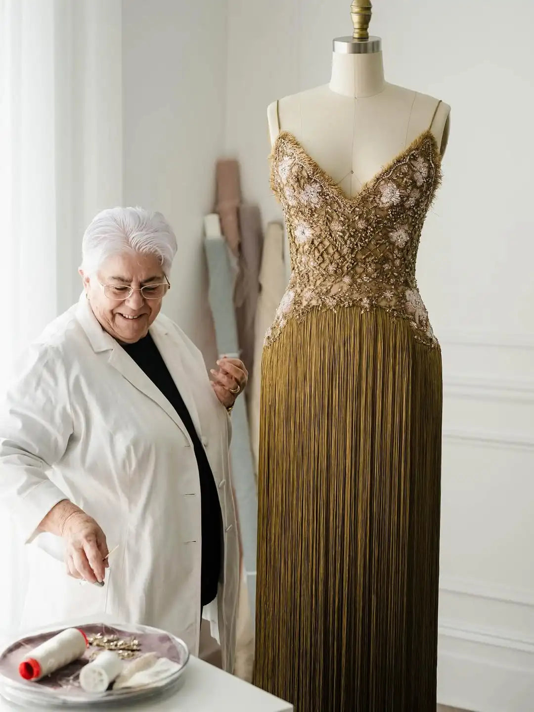 New Design Elegant Spaghetti Strap Floral Beaded Fringe Mesh High Slit Bodycon Mermaid Evening Prom Formal Party Dress