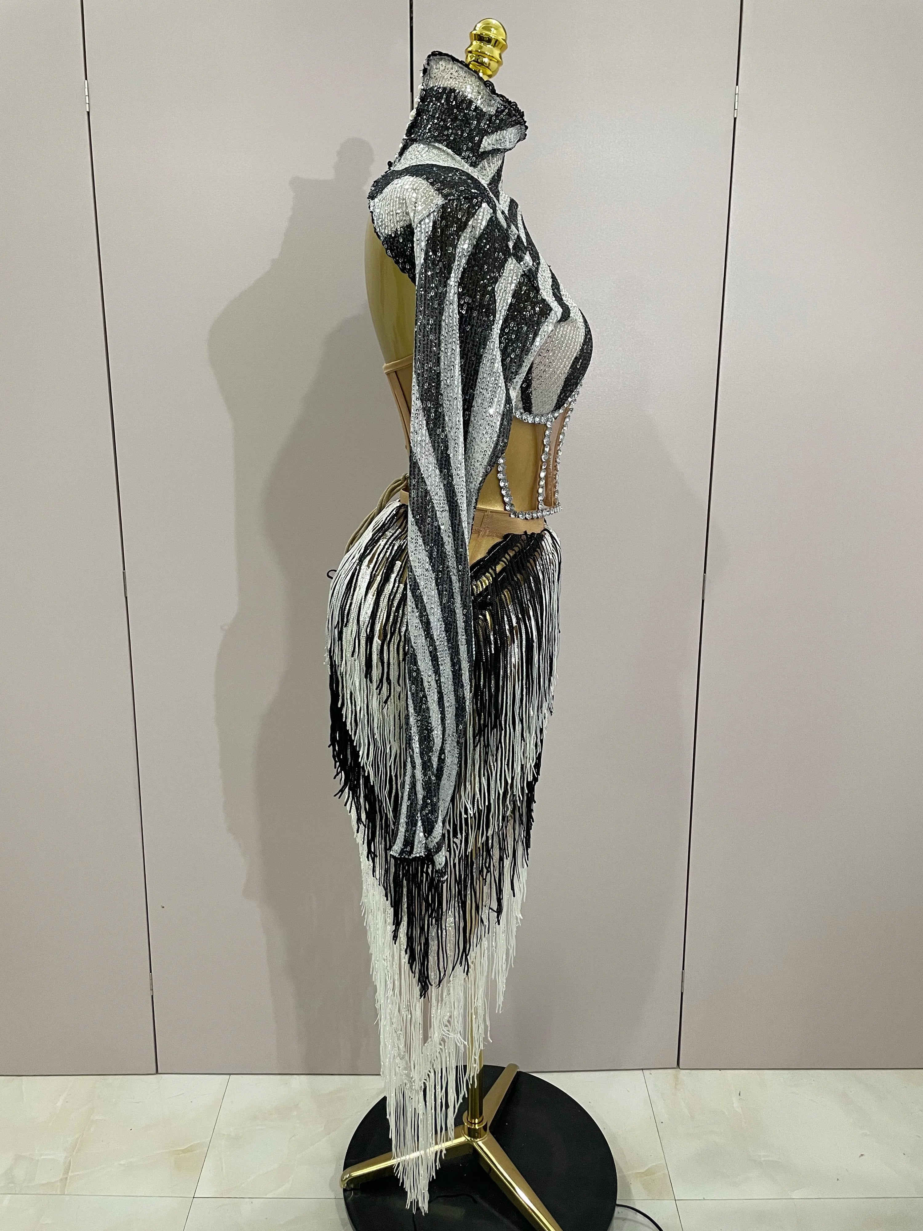 New Shiny Diamond Sequin Tassels Sexy Mesh Long Sleeved Two Piece Set Women Evening Birthday paty Nightclub Stage Costume