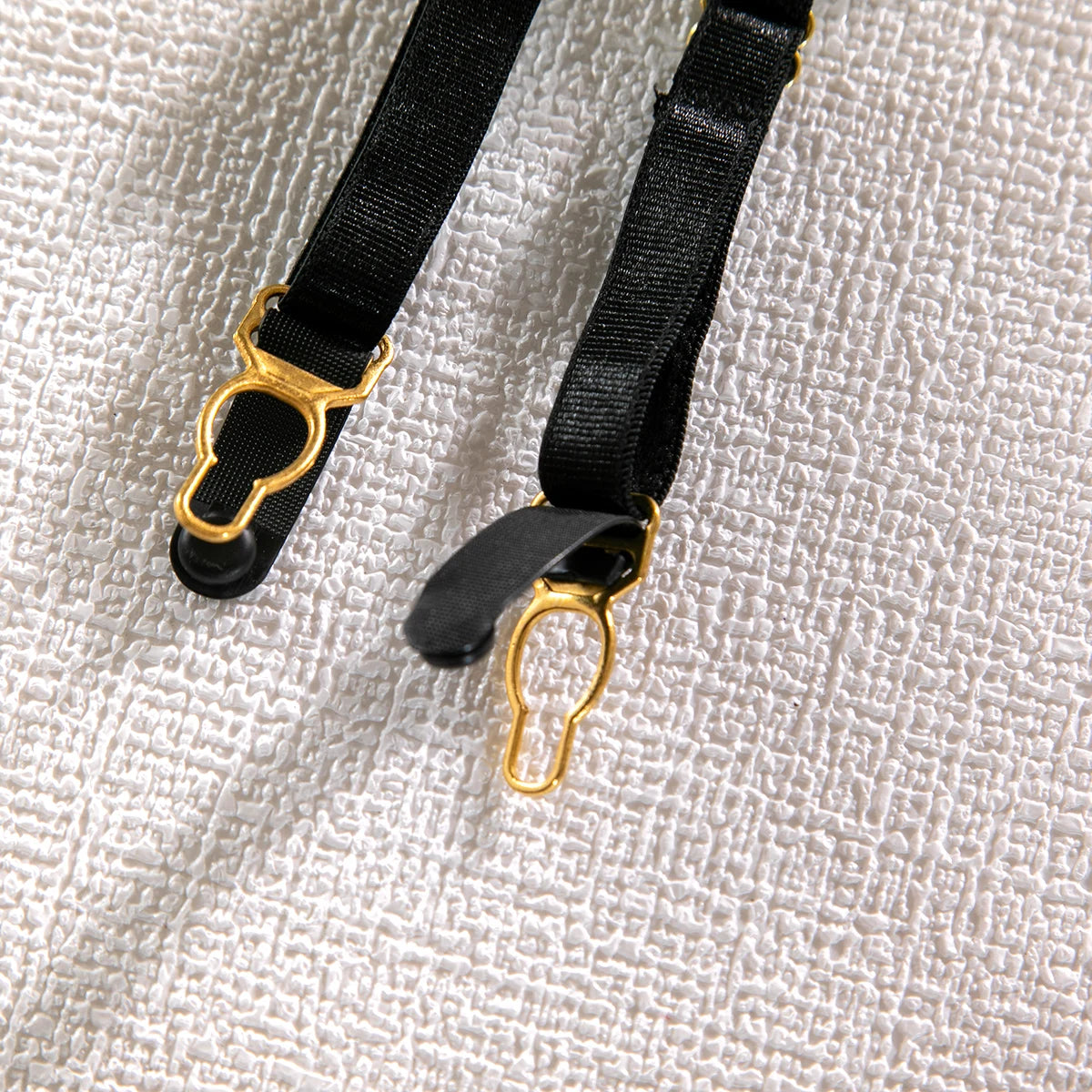 Fancy Metal Chain Sexy Lingerie 5Pcs Sets Luxury Hollow Out Bras And Panties Garters Underweat Suit Sensual Erotic Intimate Set