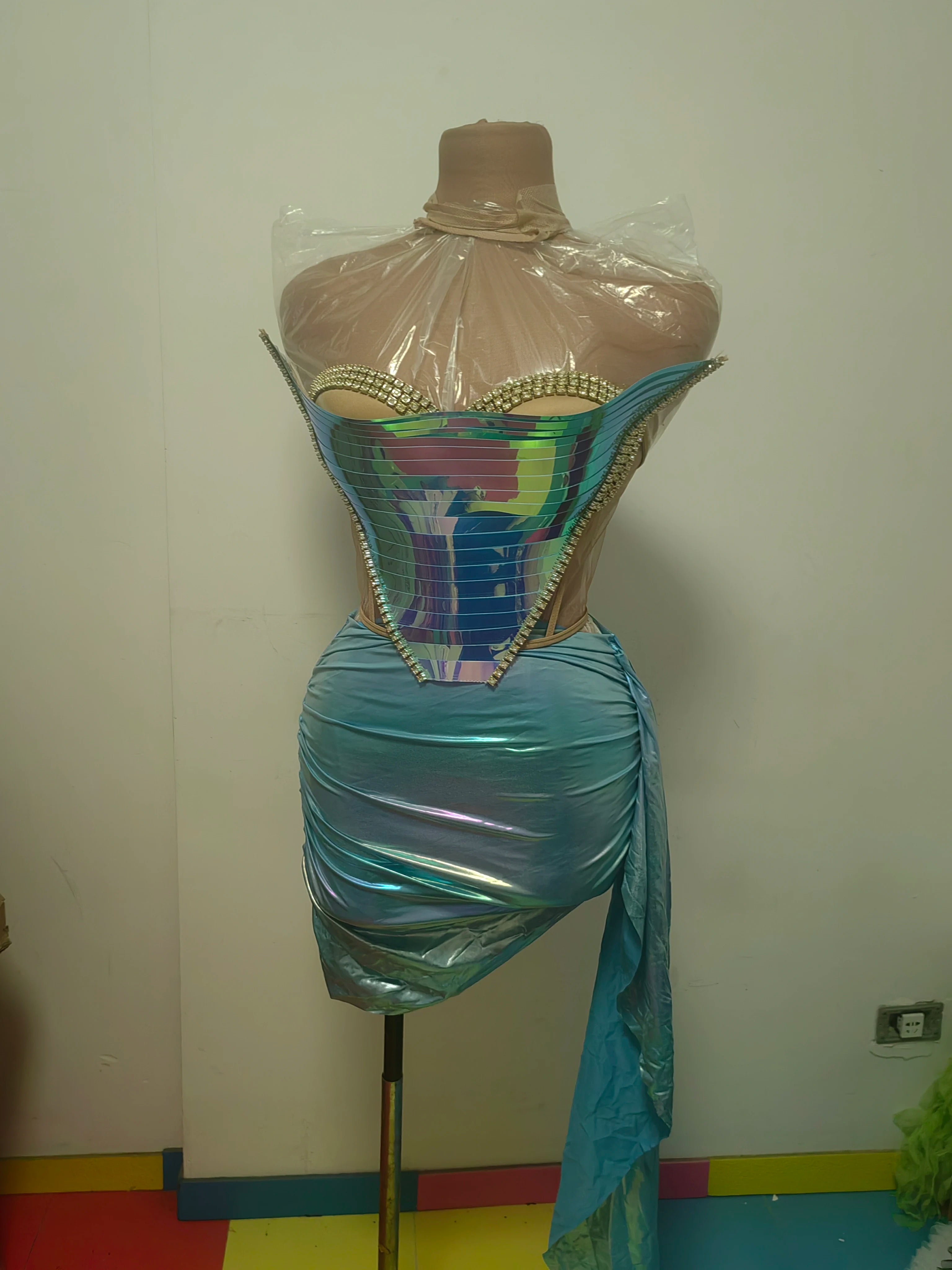 Sparkly Gold Sexy Top Two Pieces Short Skirt Set Women Celebrate Party NightClub Performance Dancer Show Stage Outfit