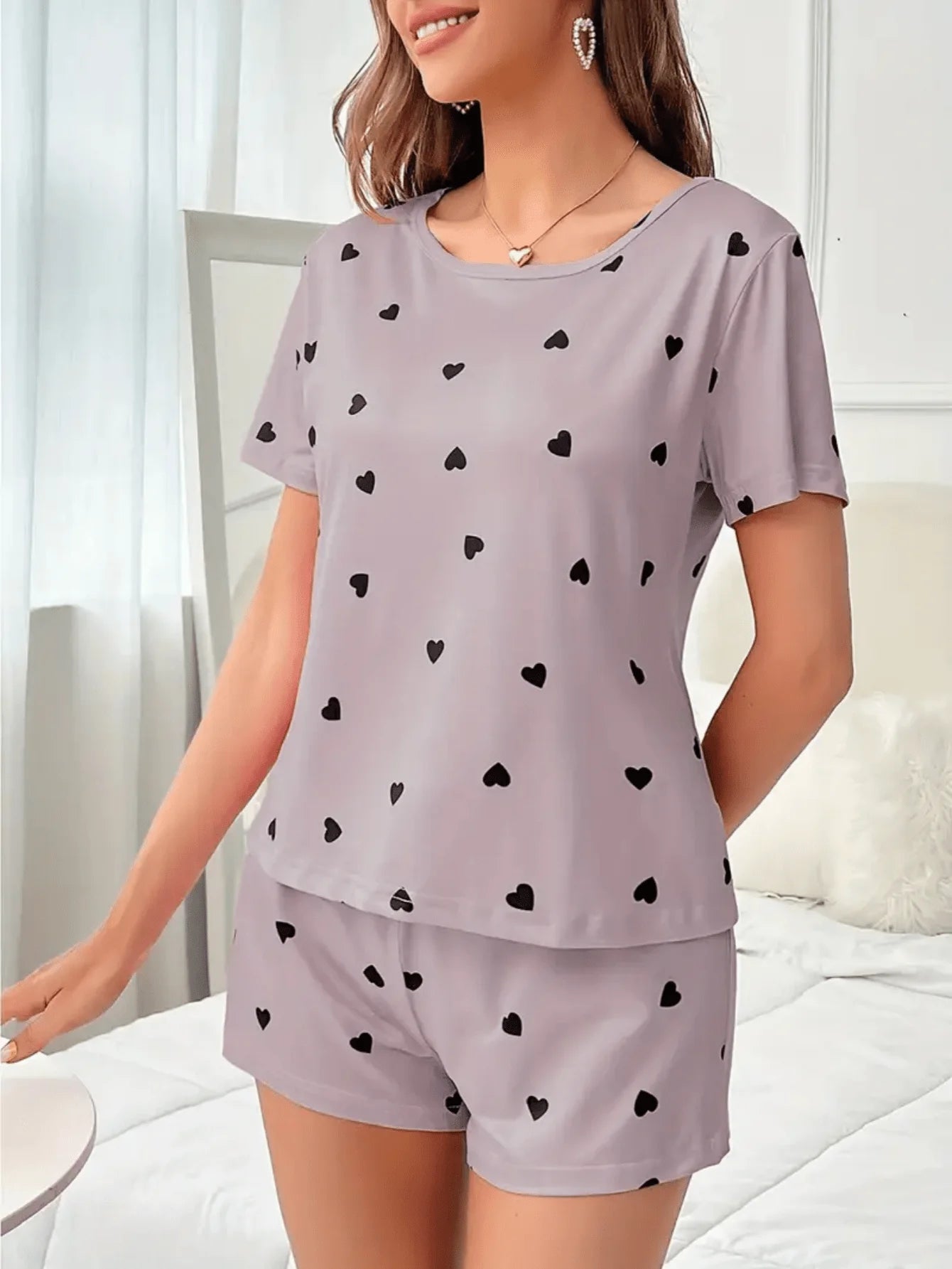 2-Piece Women's Love Print Knit Fashionable Soft Short Sleeve and Shorts Sleepwear Set for Comfortable Home Wear
